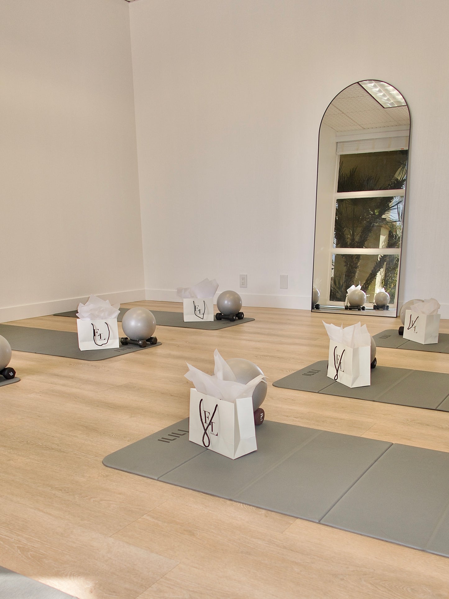 Pretty In Planks event